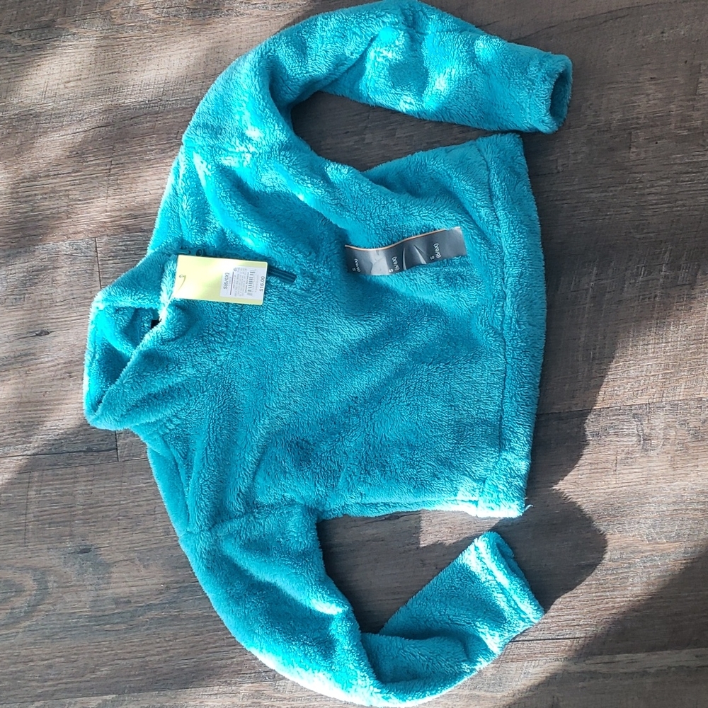 All in motion cropped fleece